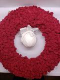 Burgundy Loop Wreath with white ceramic knitted ornament - 17"diameter